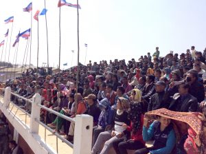 Section_of_crowd_at_Ukhrul