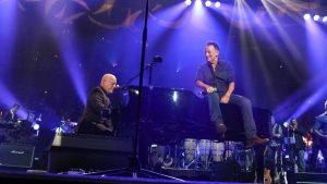 Springsteen surprises fans at Billy Joels special event