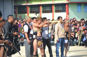 Cross bow shooting compeition at Poang lum festival