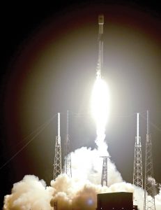 SpaceX launches 60 Starlink satellites