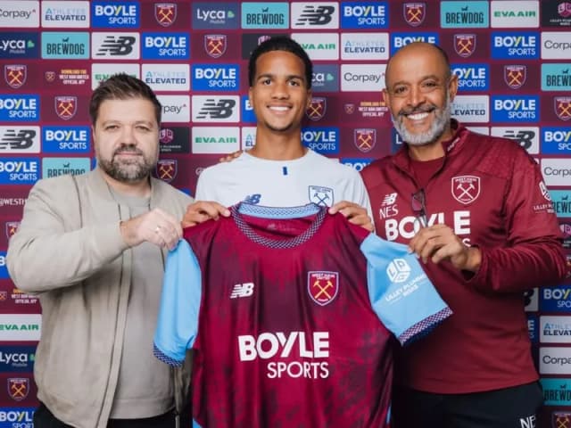 Divine Mukasa joins West Ham United on season-long loan from Man City