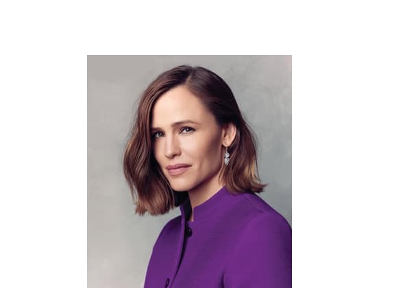 We don't have to be airbrushed just to show up — Hollywood star Jennifer Garner