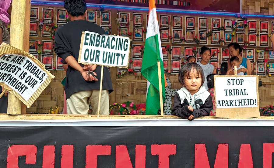 Manipur violence: SC asks CBI, state SITs to supply copy of charge sheets to victims, families