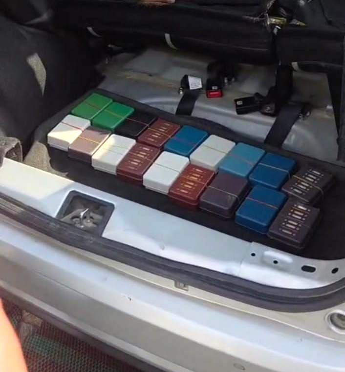 Dimapur Police recover heroin from hit-and-run vehicle