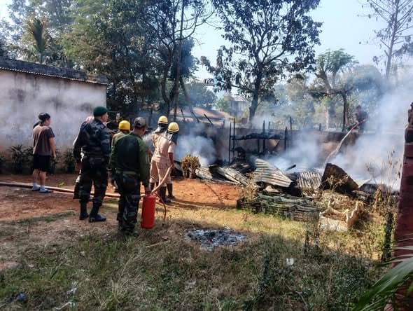 Fire guts temporary structure in Dimapur colony