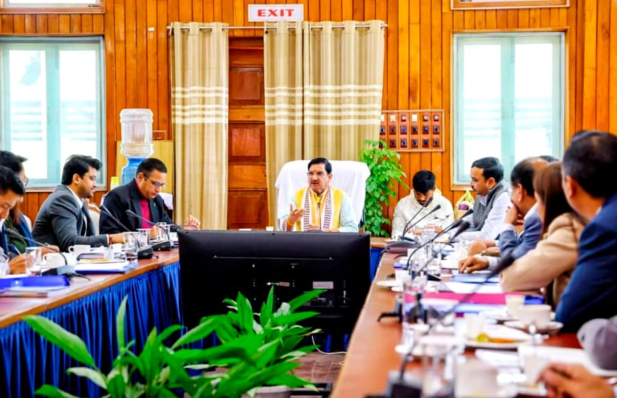 Union MoS Tokhan Sahu reviews housing schemes in Imphal