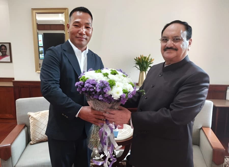 Paiwang Konyak calls on JP Nadda in New Delhi