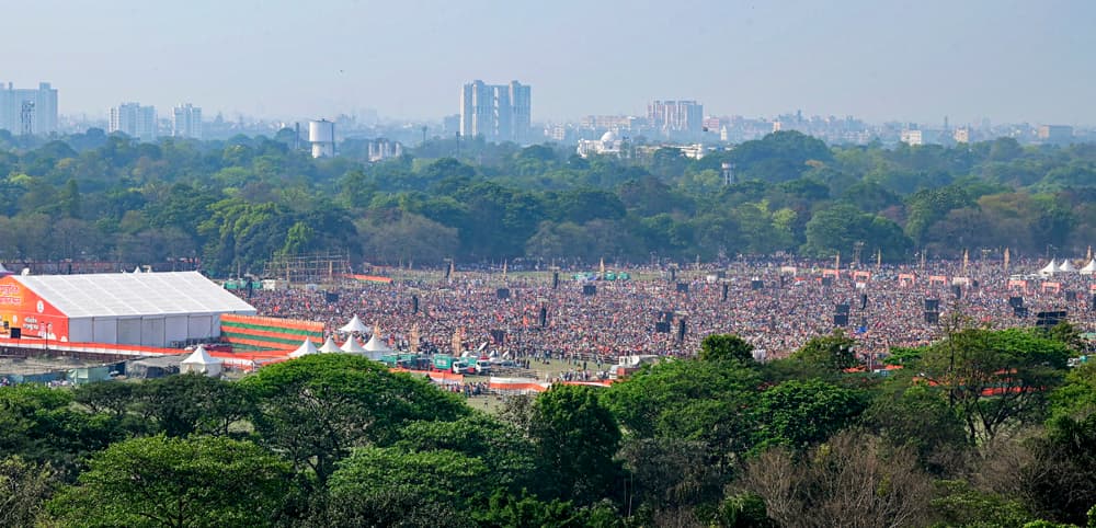 PM Narendra Modi unveils connectivity projects worth INR 18,680 crore in West Bengal