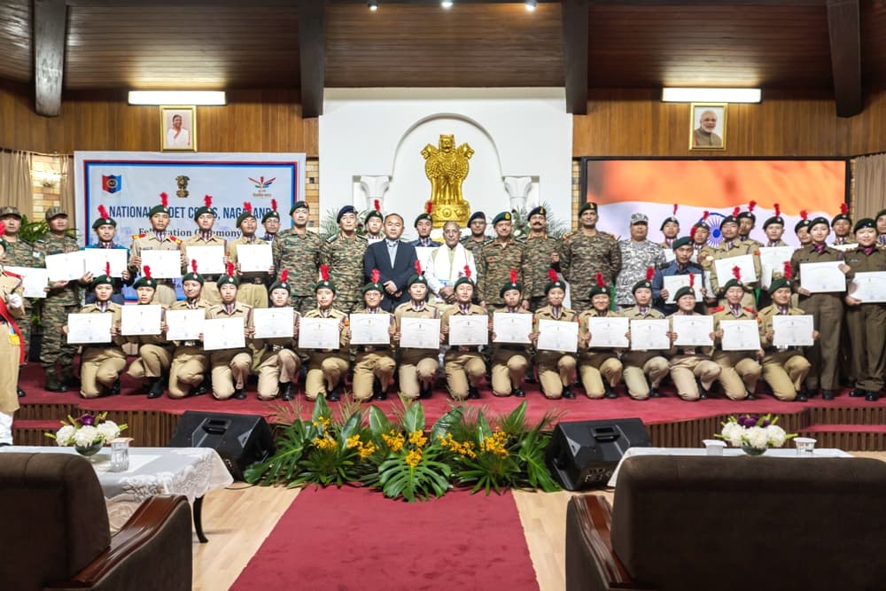 Nagaland Governor felicitates NCC team of Mount Saramati expedition