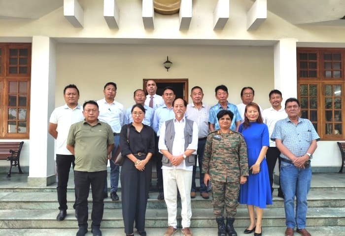 Sainik School Punglwa team calls on CM Rio, submits proposals