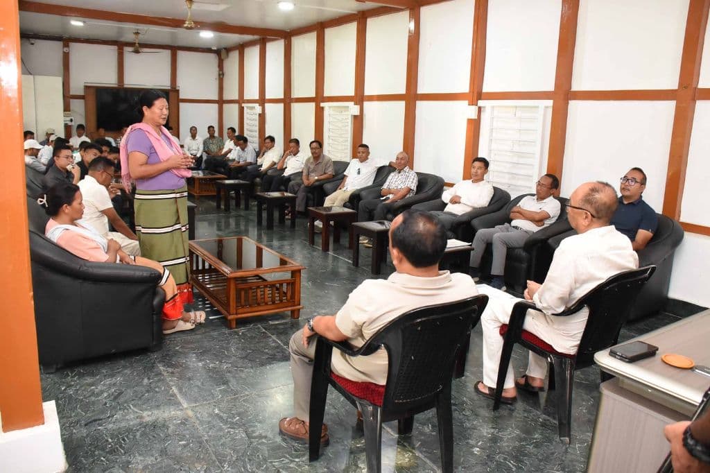 Liangmai delegation meets Manipur CM over missing villagers