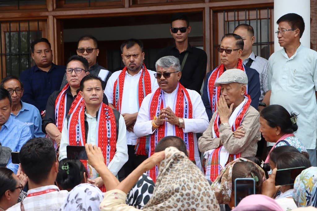 Manipur HM assesses damage in Kamjong militant-hit areas