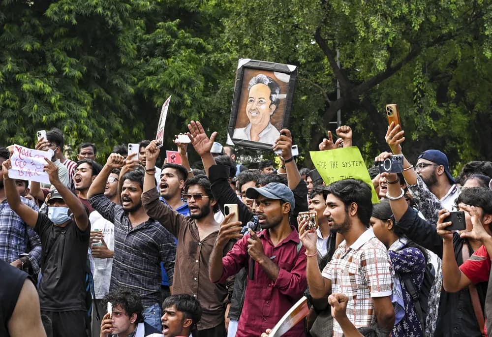CJP calls for nationwide protest on Friday, rejects govt's talks offer again