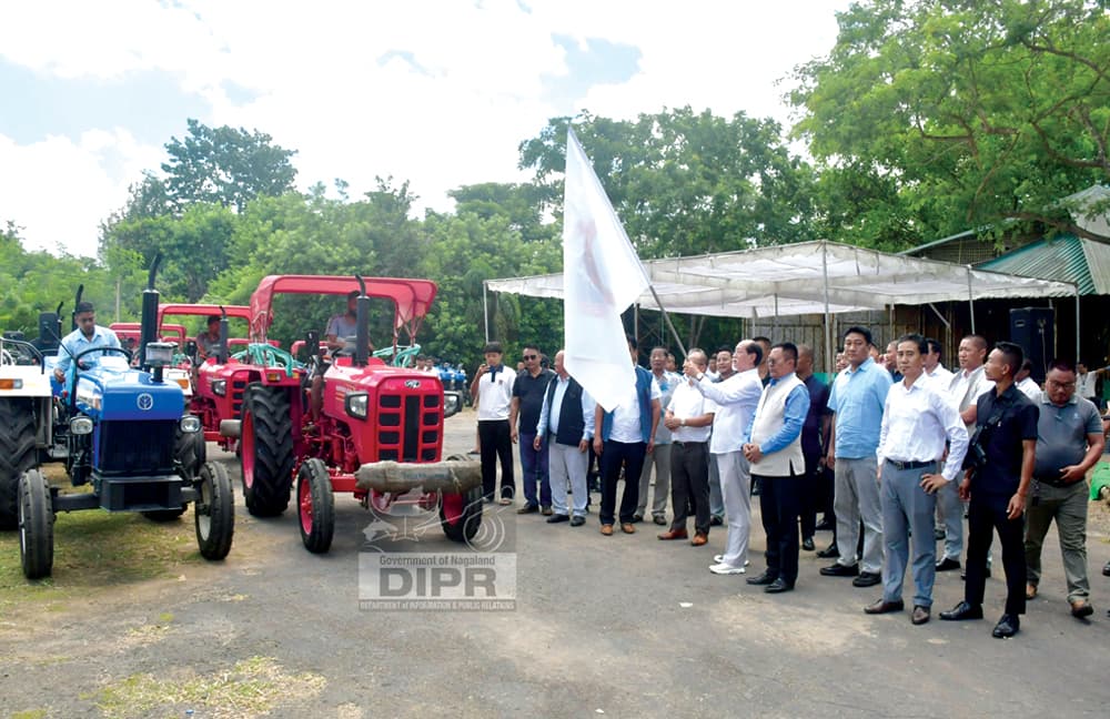 Nagaland CM Neiphiu Rio flags off tractor, pickup truck distribution programme