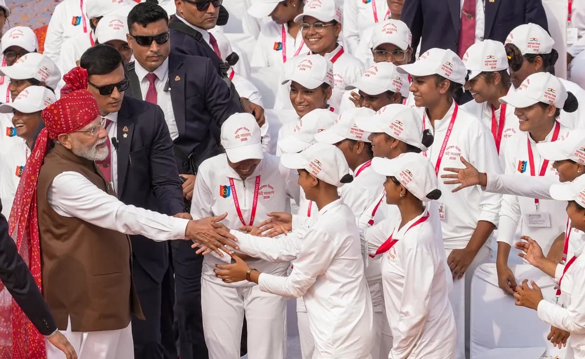 Narendra Modi announces free online coaching for youth