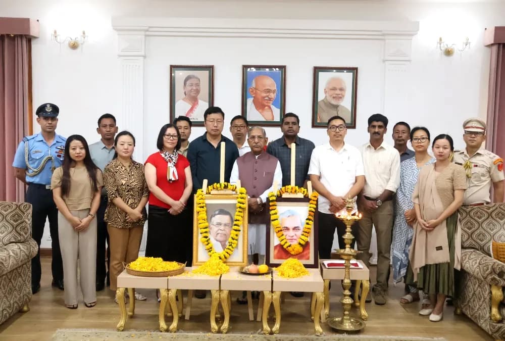 Nagaland Governor pays tribute to Vajpayee, La. Ganesan