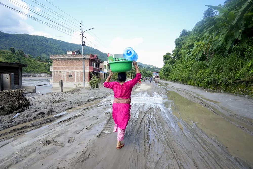 Death toll reaches 781 in Nepal flash floods; Families pick up pieces, try to rebuild lives
