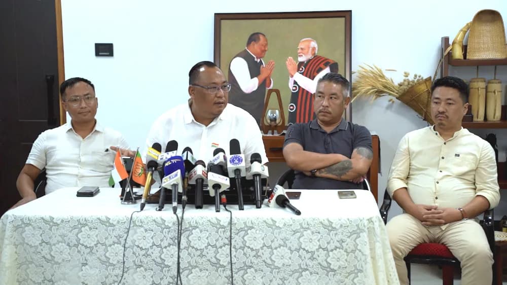 Nagaland BJP chief Yepthomi backs Jamir on Naga political issue