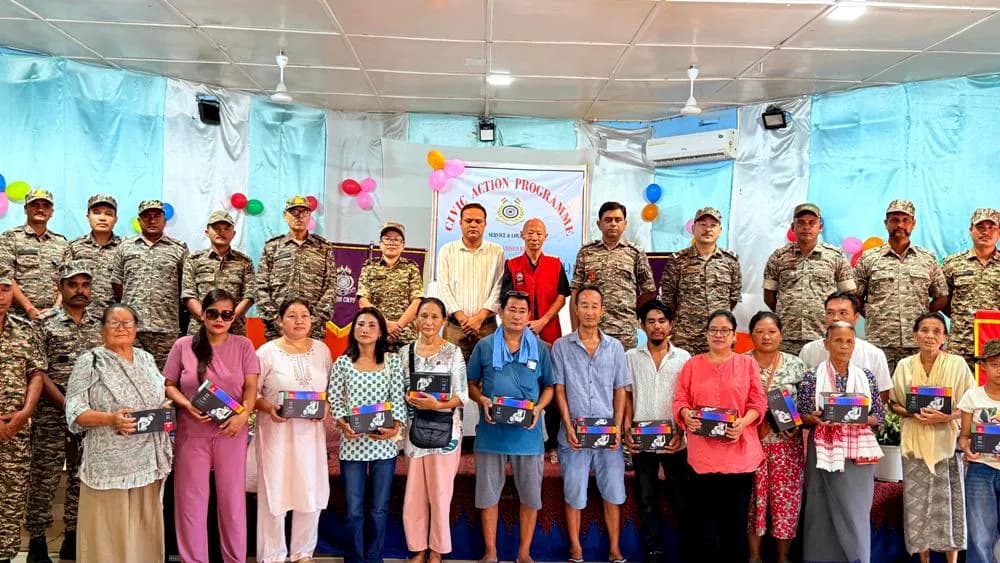 173 Battalion CRPF distributes solar lamps in Dimapur
