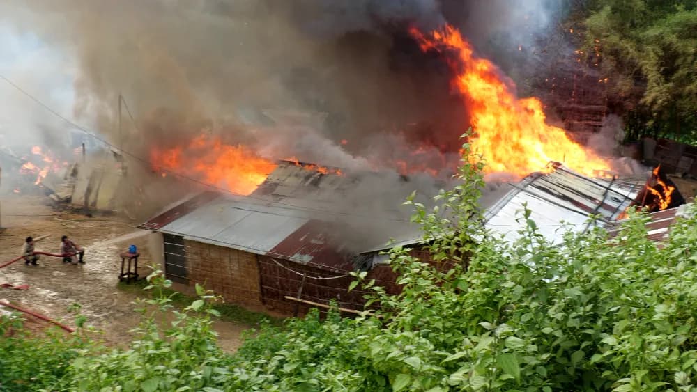 Fire guts homes, affects around 100 families in Dimapur