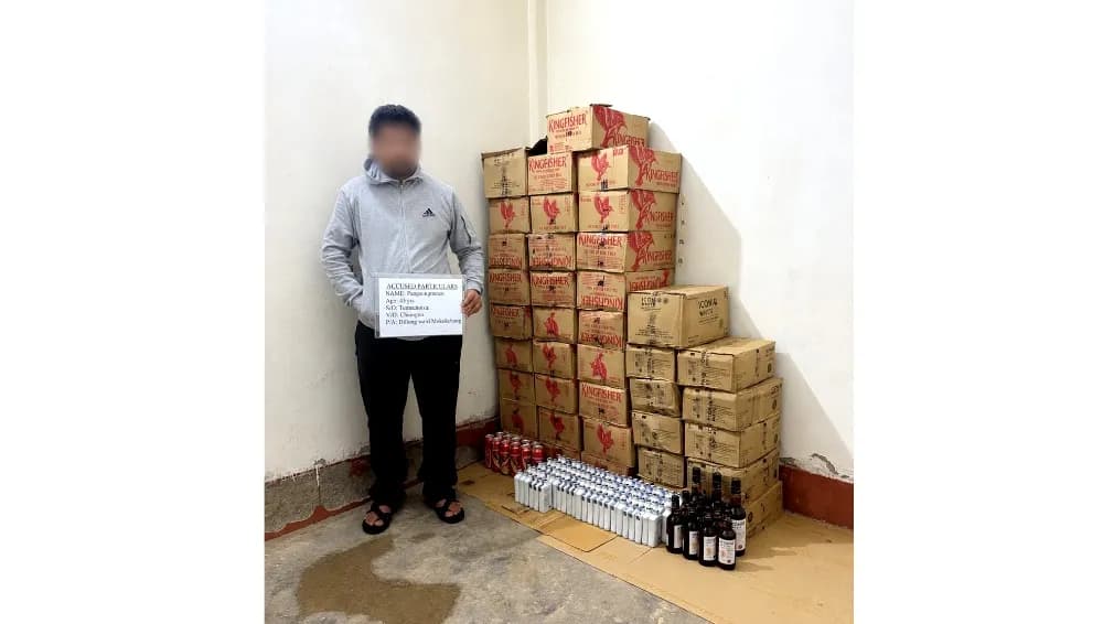 Mokokchung Police seize IMFL in Dilong Ward raid